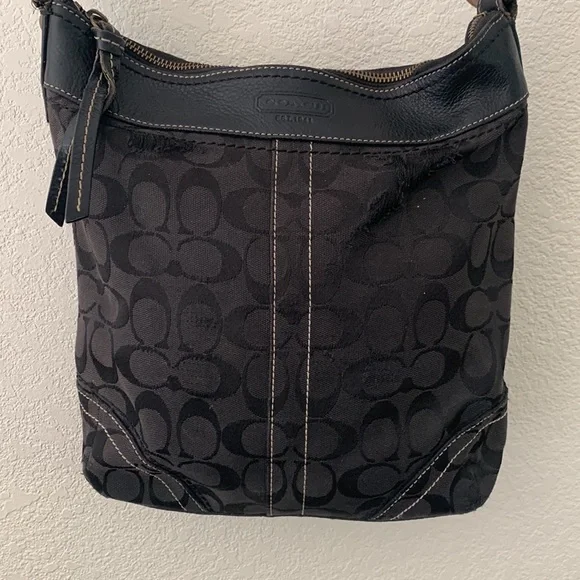 Coach signature black canvas and leather crossbody bucket bag F06M-104 - Picture 2 of 16